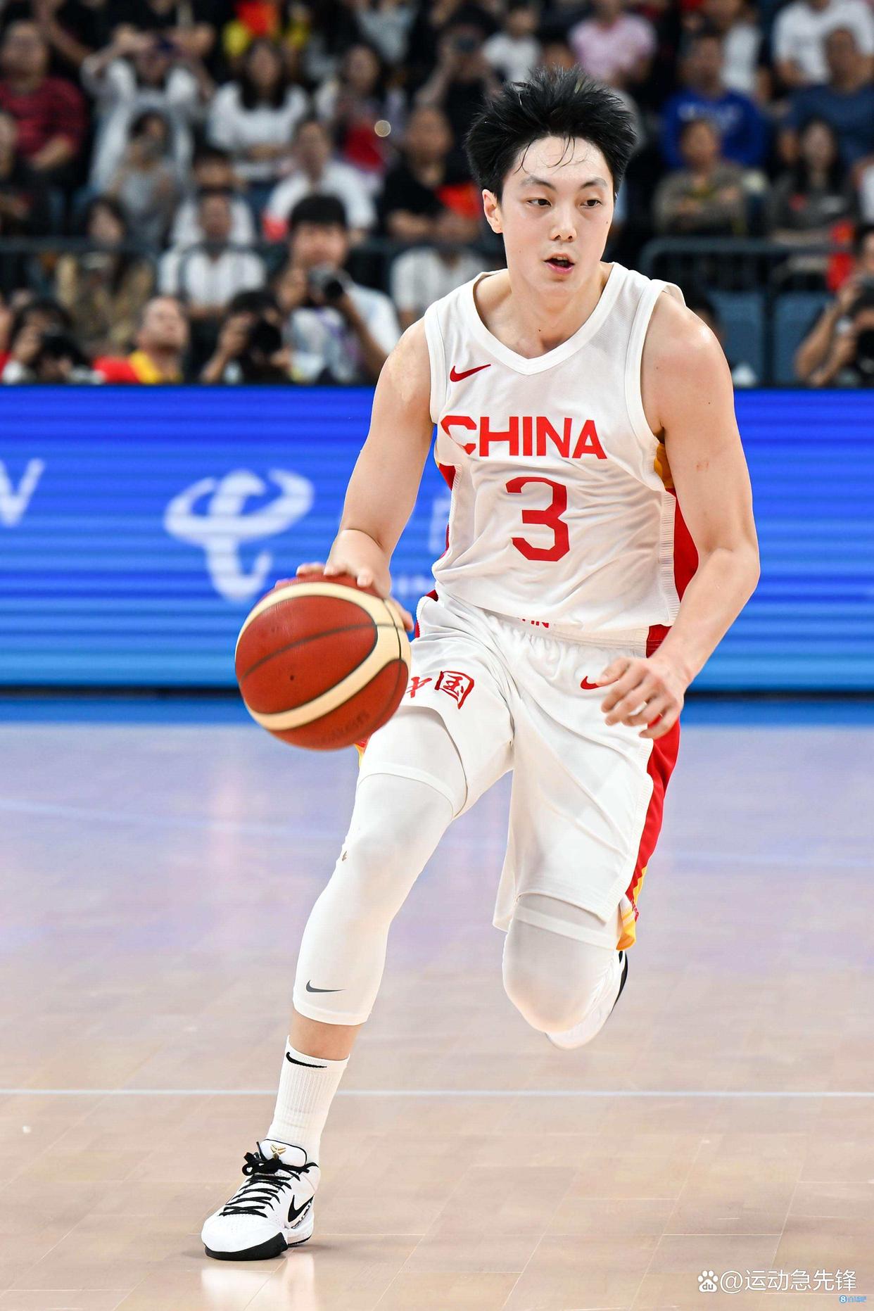 国际比赛日里尔豪取连胜——CBA季后赛节点到来，信心回归，训练强度明显提升的简单介绍