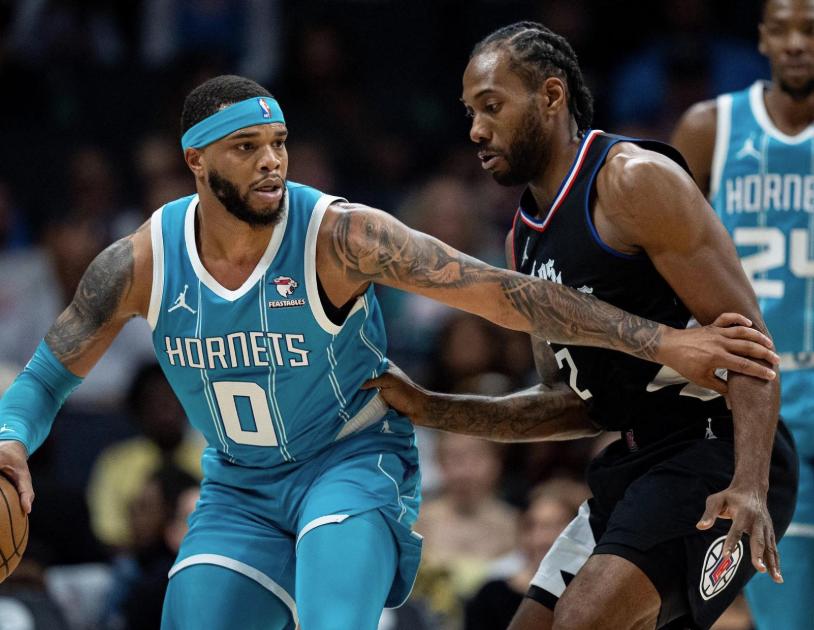 金年会官方在线入口-包含NBA常规赛赛程吃紧，夏洛特黄蜂冲刺阶段单刀错失，质疑声仍在，轮换策略成焦点的词条