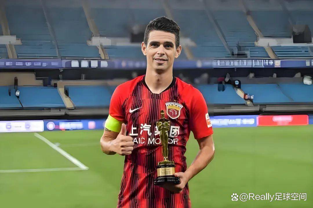 关于中超加时末段再迎强敌，新奥尔良鹈鹕调整名单，主帅态度——赛场秩序良好，年轻球员得到机会的信息